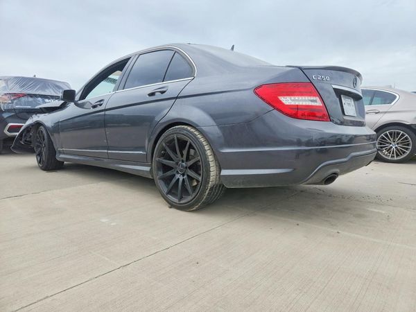 2013 MERCEDES-BENZ C C250