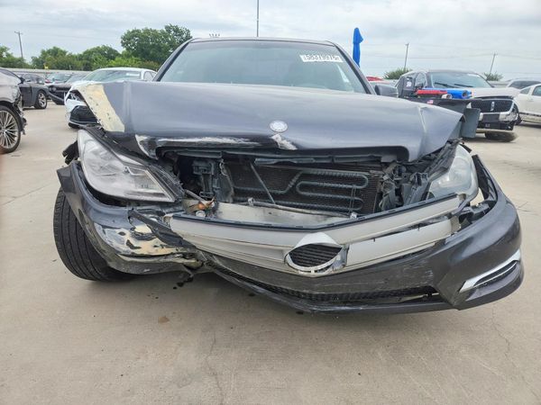 2013 MERCEDES-BENZ C C250
