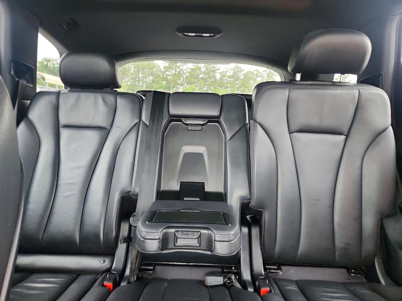 2017 AUDI Q7 quattro Premium