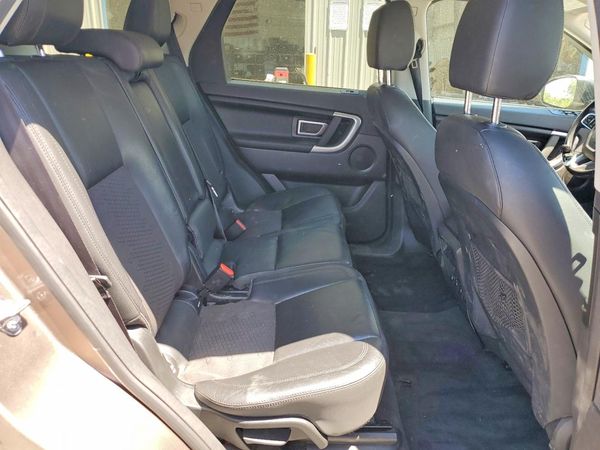 2017 LAND ROVER DISCOVERY SPORT SE