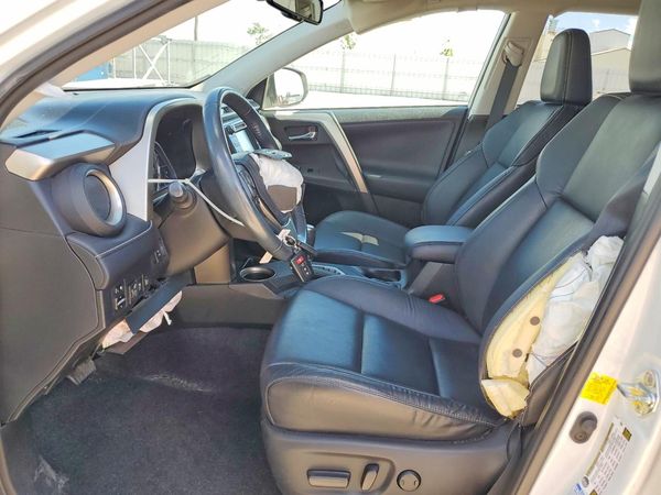 2015 TOYOTA RAV4 Limited (G Grade)