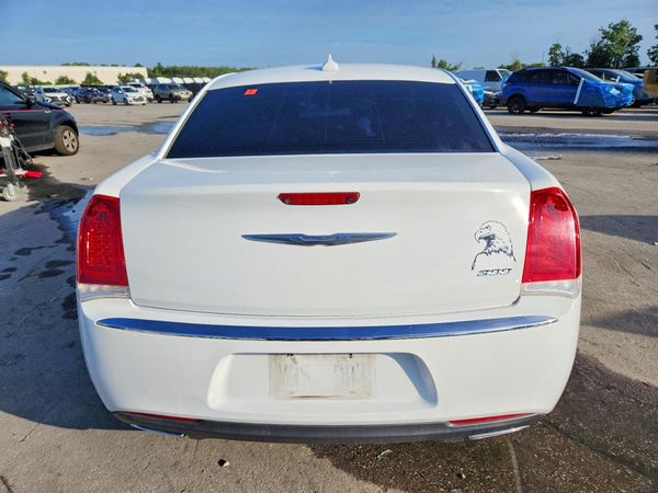 2017 CHRYSLER 300