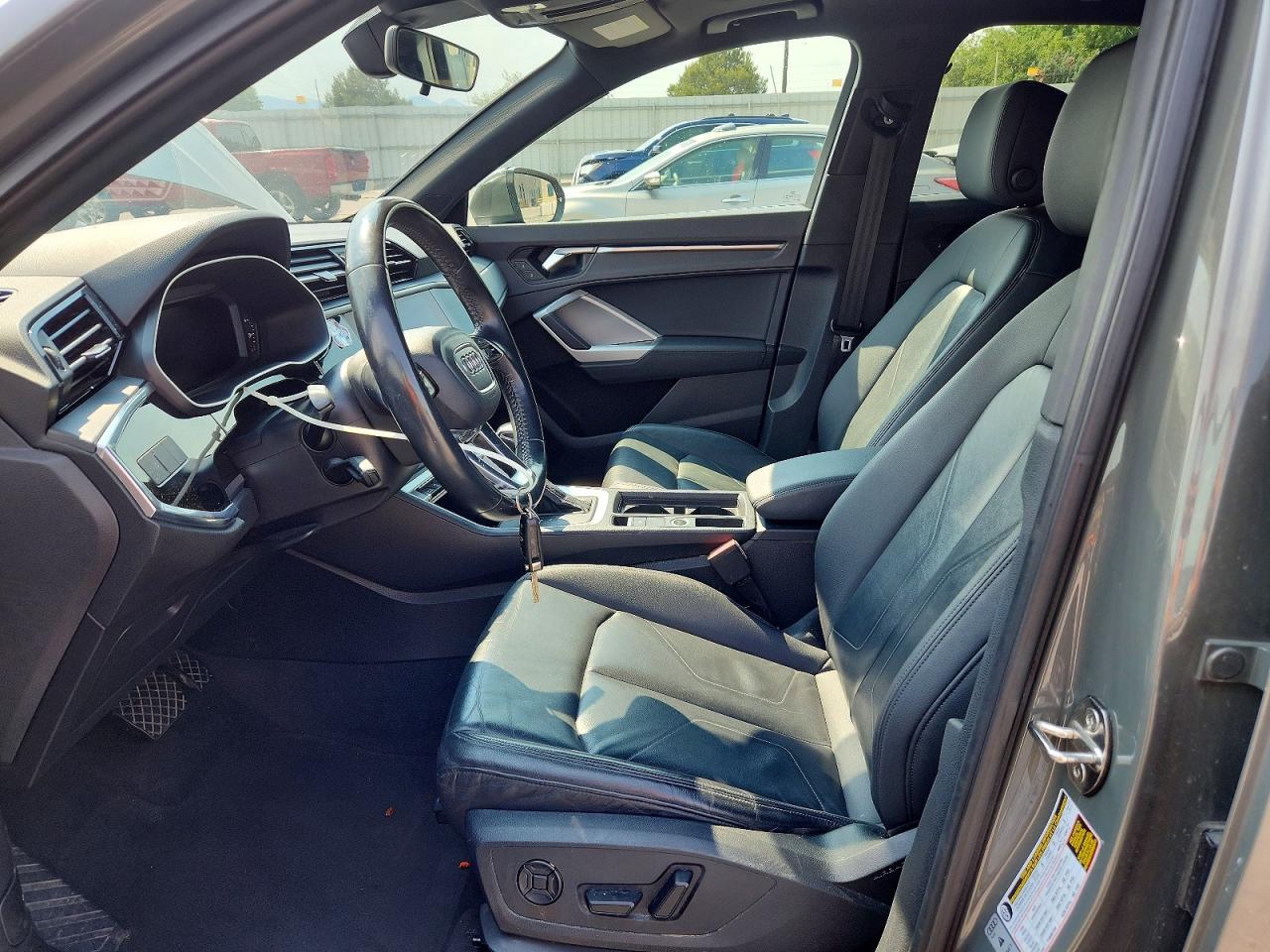 2020 AUDI Q3 quattro Premium
