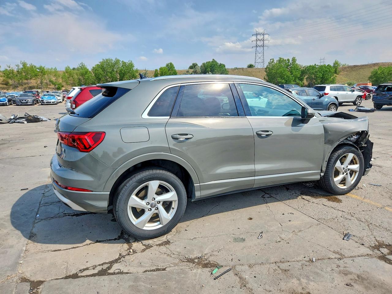 2020 AUDI Q3 quattro Premium