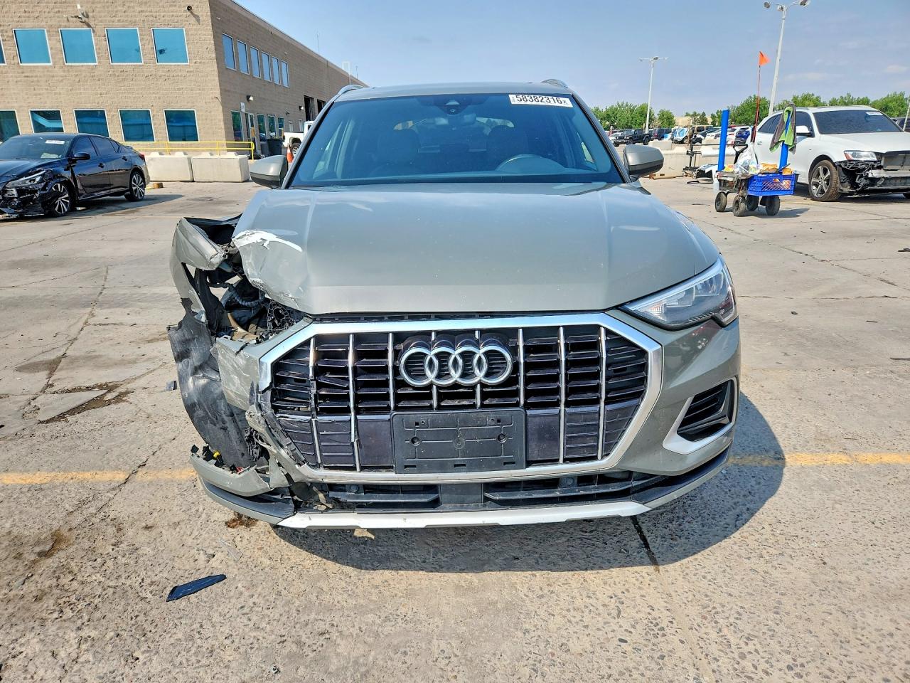 2020 AUDI Q3 quattro Premium
