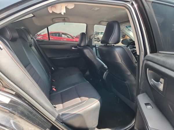 2016 TOYOTA CAMRY