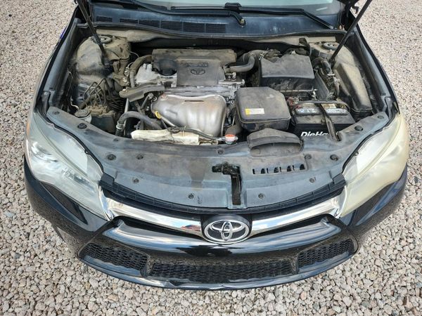 2016 TOYOTA CAMRY