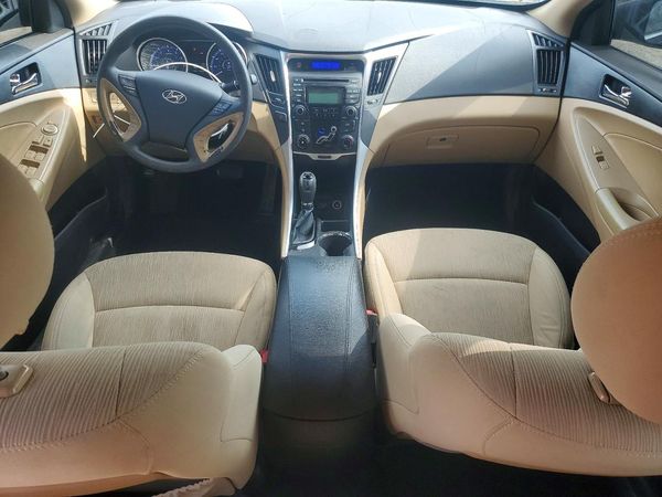 2012 HYUNDAI SONATA