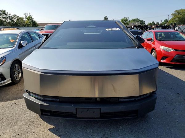 2024 TESLA CYBERTRUCK