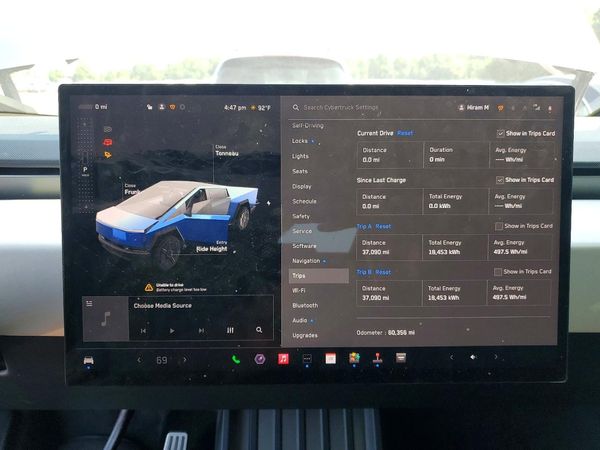 2024 TESLA CYBERTRUCK