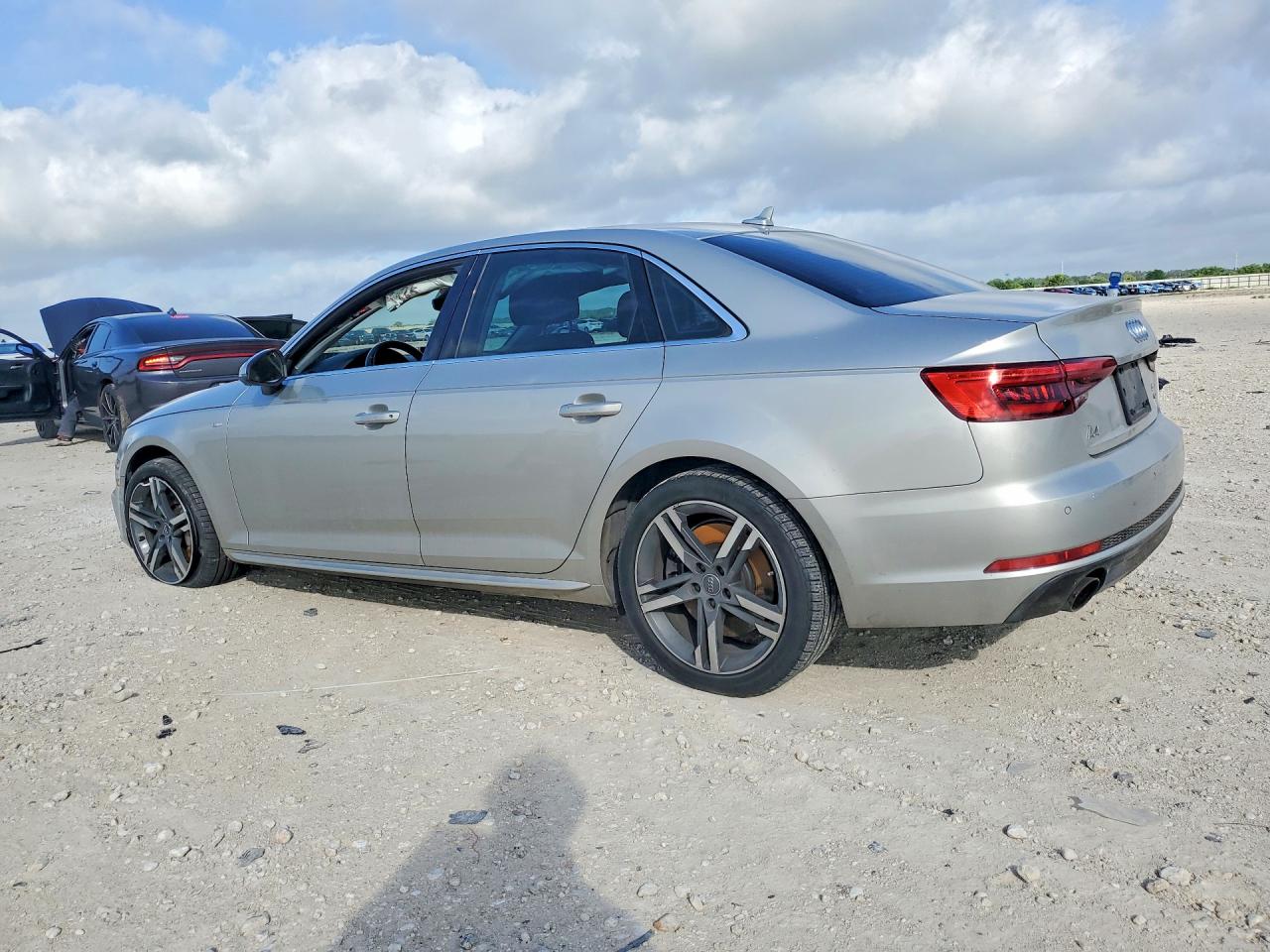2017 AUDI A4 quattro Prestige