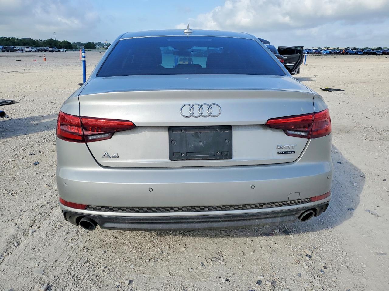 2017 AUDI A4 quattro Prestige