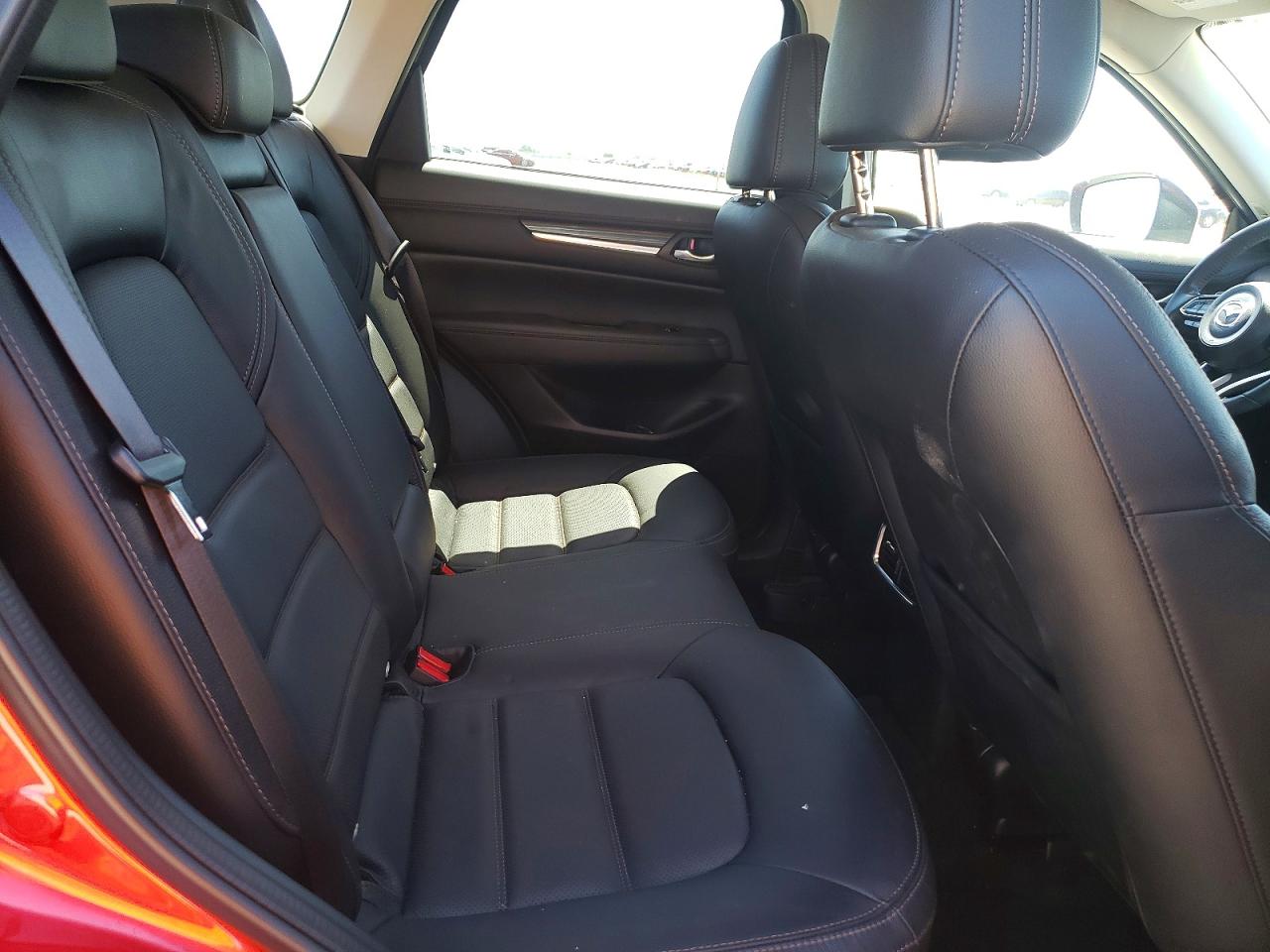 2022 MAZDA CX-5 Premium Package