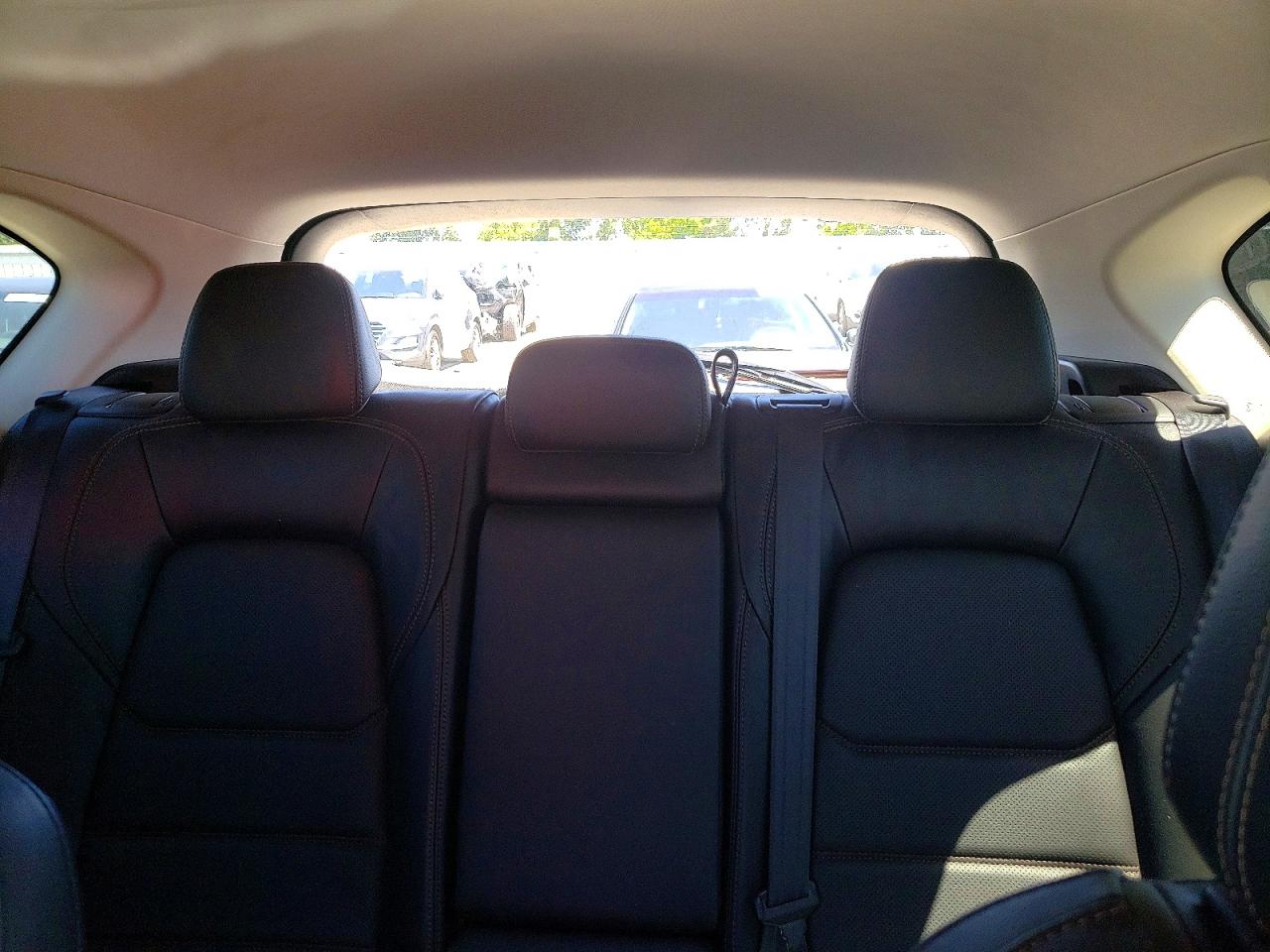 2022 MAZDA CX-5 Premium Package