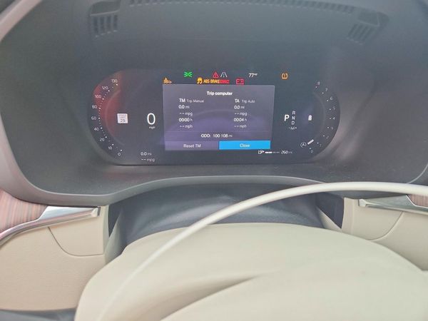 2022 VOLVO XC60 Momentum (excl S60)