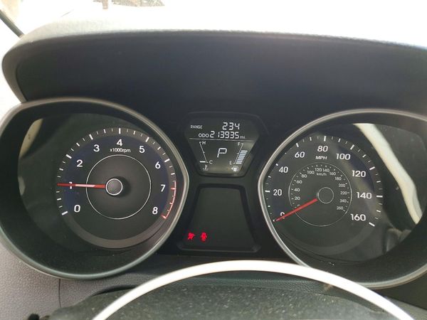 2013 HYUNDAI ELANTRA — ODOM