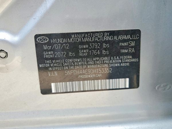 2013 HYUNDAI ELANTRA — VINS
