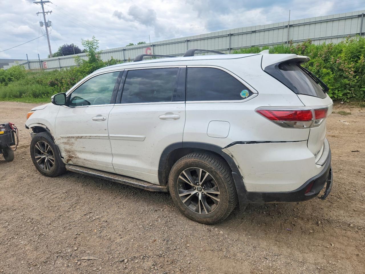 2016 TOYOTA HIGHLANDER Base/Hybrid