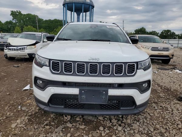 2025 JEEP COMPASS North, Latitude