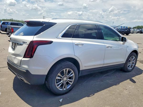 2022 CADILLAC XT5