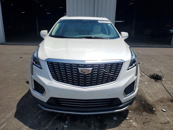 2022 CADILLAC XT5