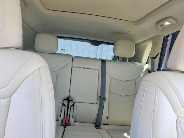 2022 CADILLAC XT5