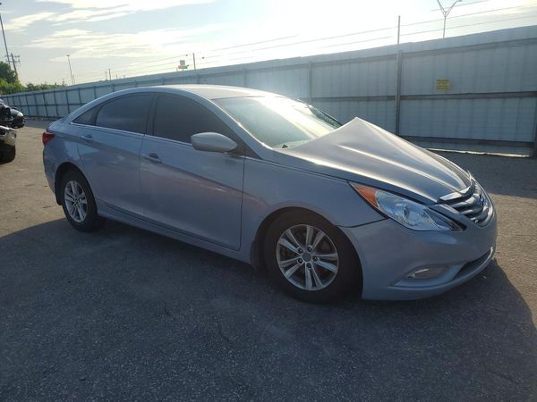 2013 HYUNDAI SONATA GLS/ GLS Popular