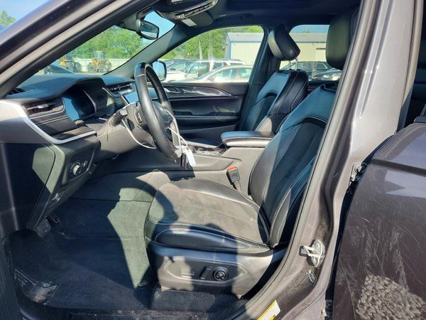 2021 JEEP GRAND CHEROKEE Laredo