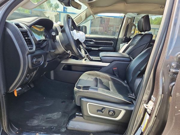 2022 RAM 1500 LARAMIE CREW CAB 4X4