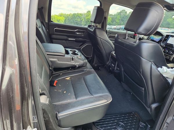 2022 RAM 1500 LARAMIE CREW CAB 4X4