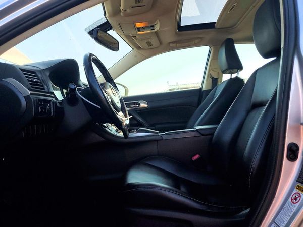 2015 LEXUS CT 200h