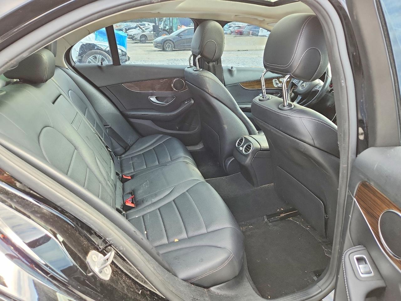 2017 MERCEDES-BENZ C C300d-4M