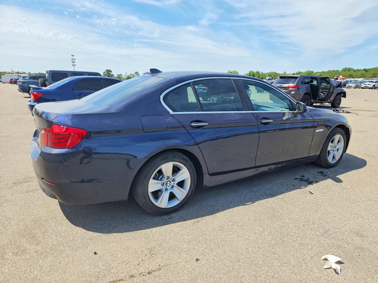 2013 BMW 528