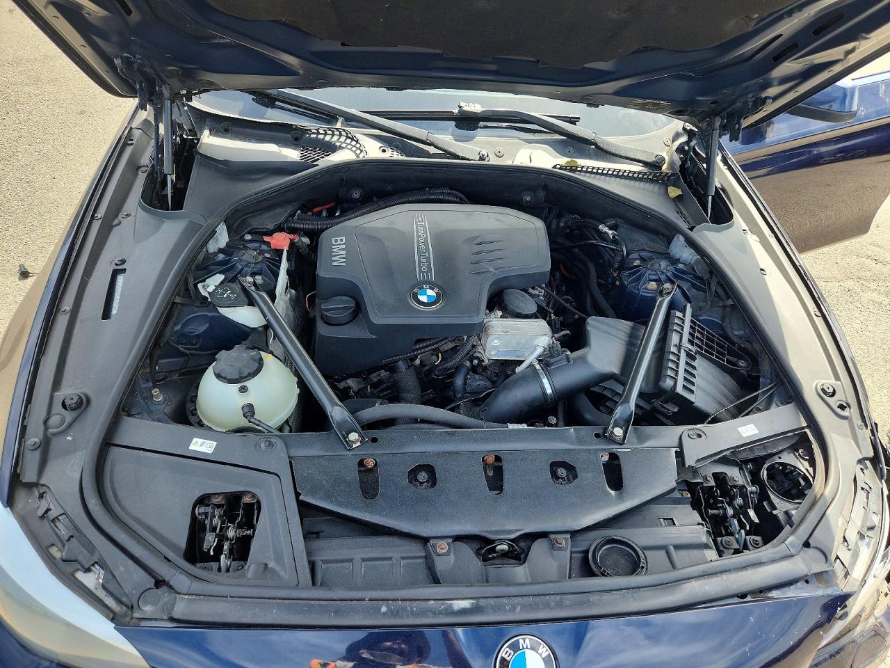 2013 BMW 528