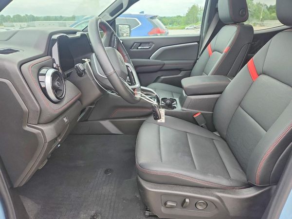 2025 CHEVROLET COLORADO