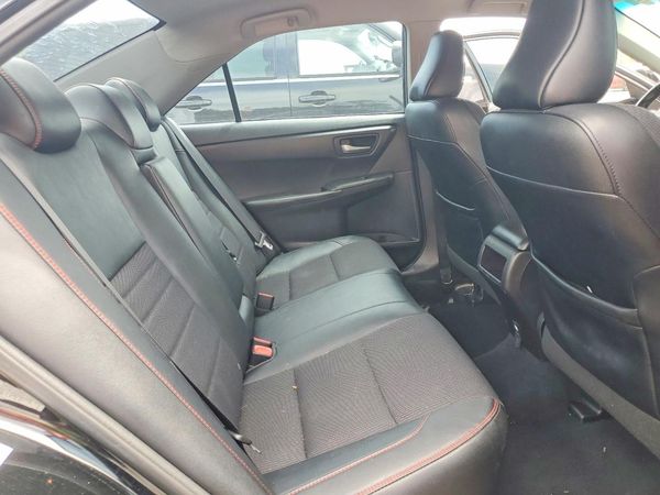 2017 TOYOTA CAMRY
