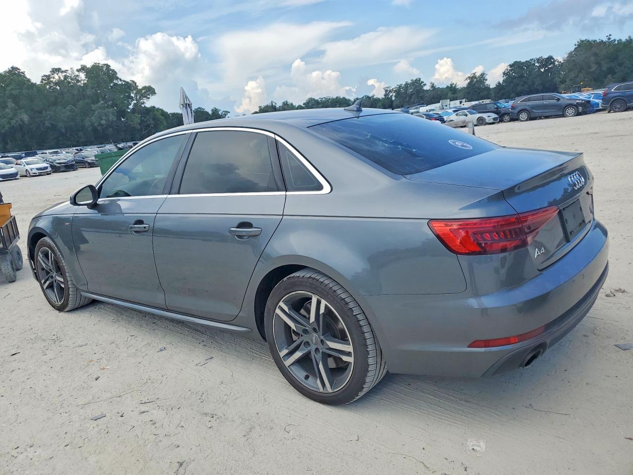 2017 AUDI A4 quattro Prestige