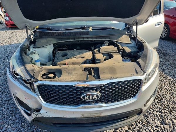 2016 KIA SORENTO