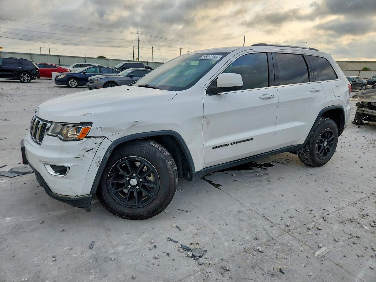 2020 JEEP GRAND CHEROKEE LAREDO 4X2