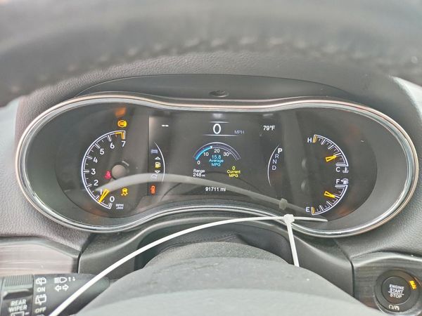 2020 JEEP GRAND CHEROKEE LAREDO 4X2