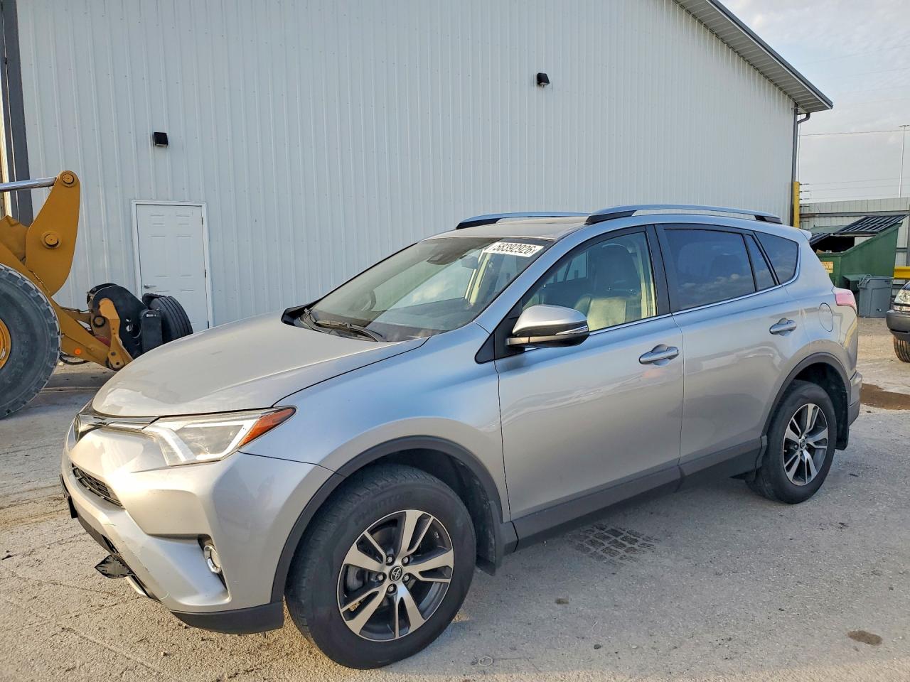 2018 TOYOTA RAV4 Adventure/XLE
