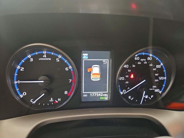2018 TOYOTA RAV4 Adventure/XLE
