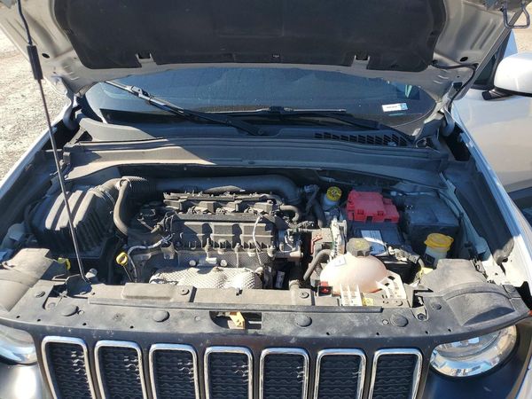 2021 JEEP RENEGADE LATITUDE 4X2