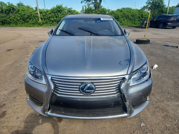 2015 LEXUS LS 460
