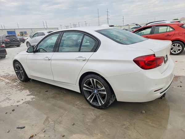 2018 BMW 330