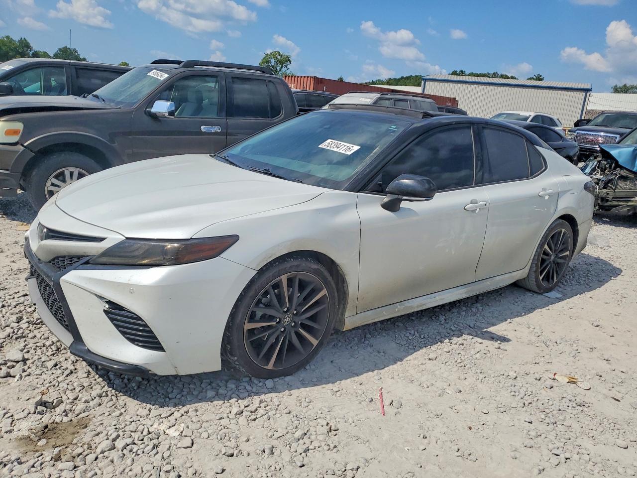 2018 TOYOTA CAMRY XSE