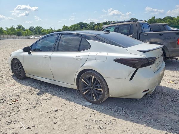 2018 TOYOTA CAMRY XSE