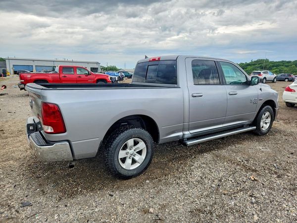 2020 RAM 1500 CLASSIC SLT