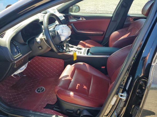 2018 KIA STINGER GT1