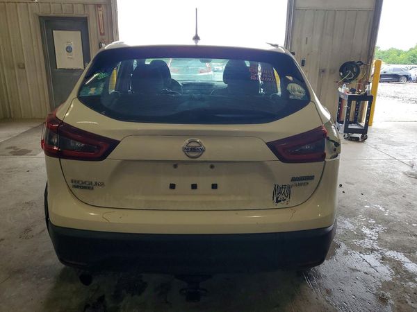 2021 NISSAN ROGUE SPORT SV